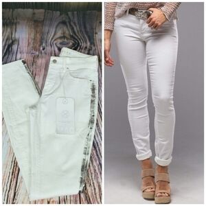 𝅺Mac Jeans White Metallic Side Stripe Skinny Jean